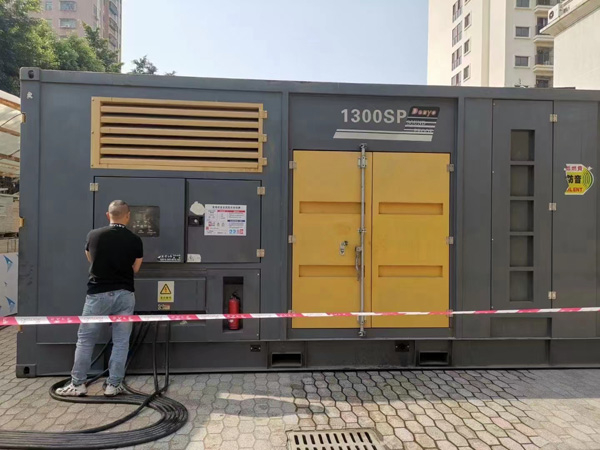 站前500KW发电机组冬季应该配多大的启动电瓶？
